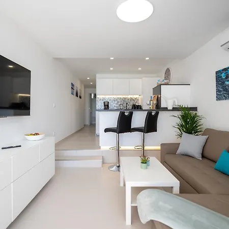 Apartamento Pool Tamaran